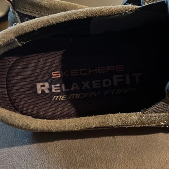 SKETCHERS Men’s Slip On Shoes - Picture 4 of 6